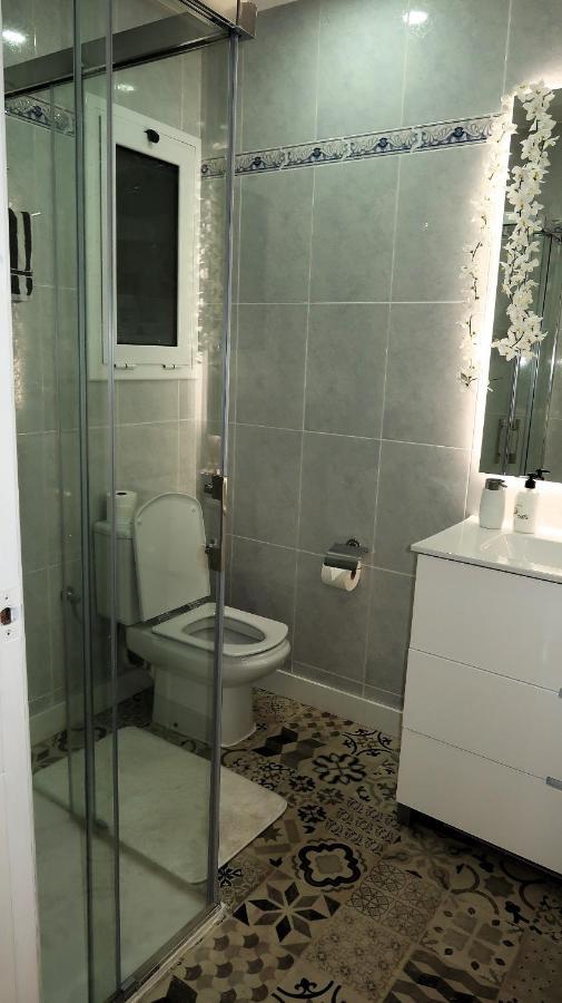Entire Apartment , 2 Bedrooms Newly Remodeled Center Sitges Barcelona Exterior foto